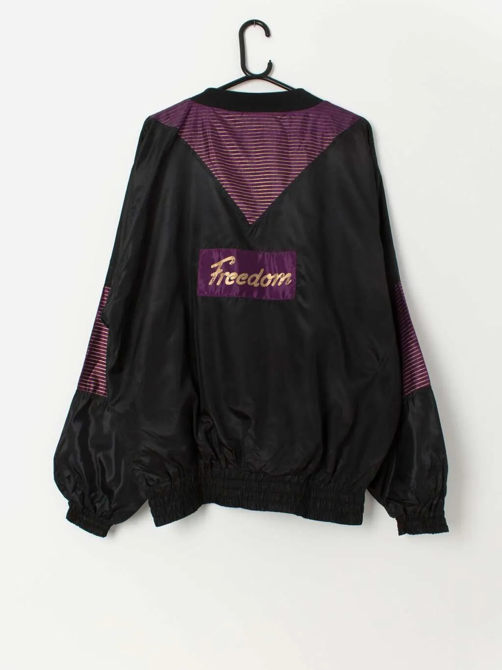 80s vintage Freedom shell suit pullover sweater / sweatshirt in black and purple – Large / XL