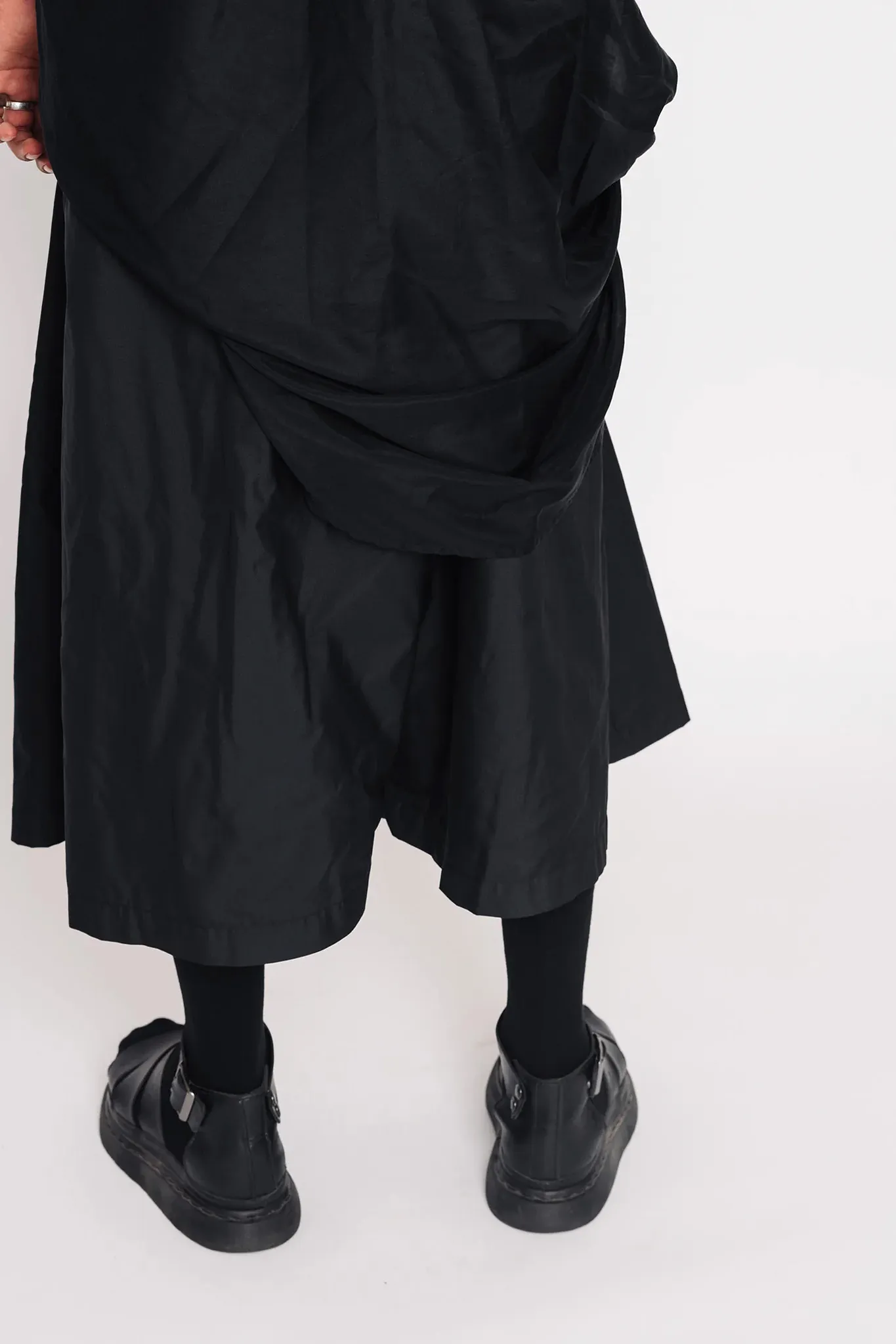 Drop Crotch Culottes | Black