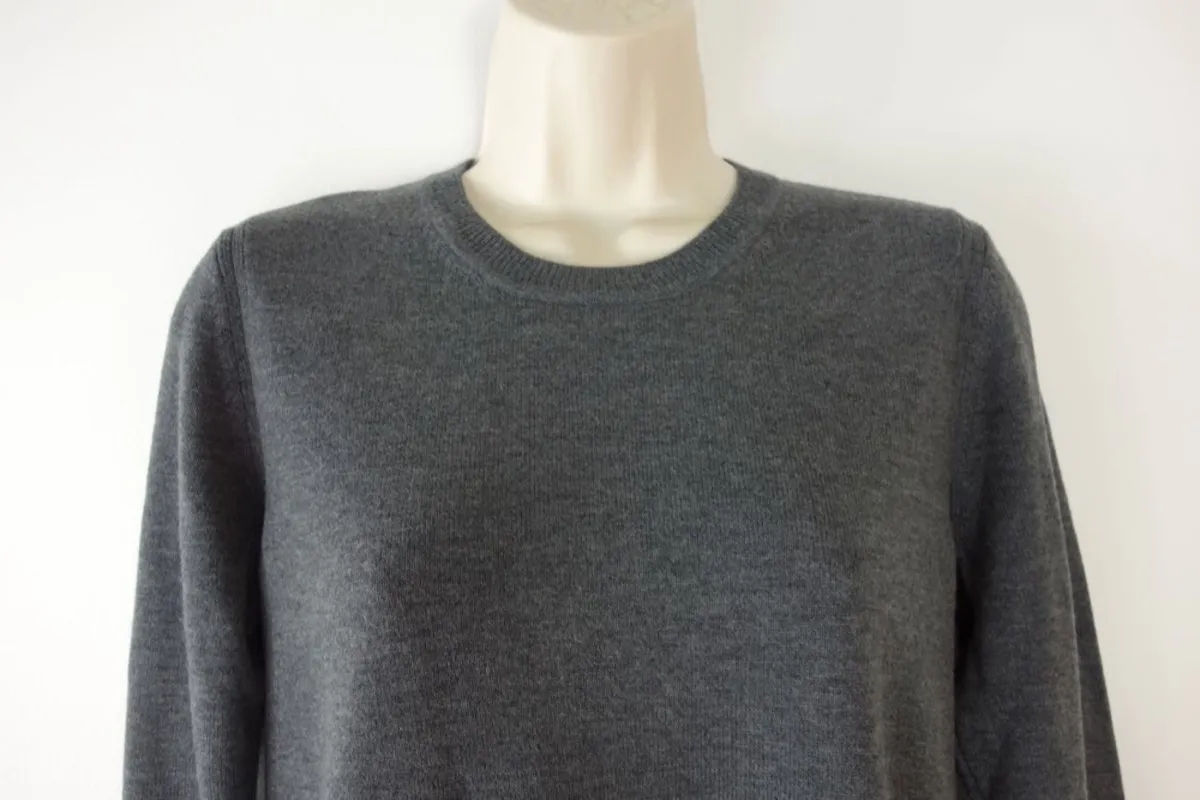 Fitted Knit Sweater - Charcoal