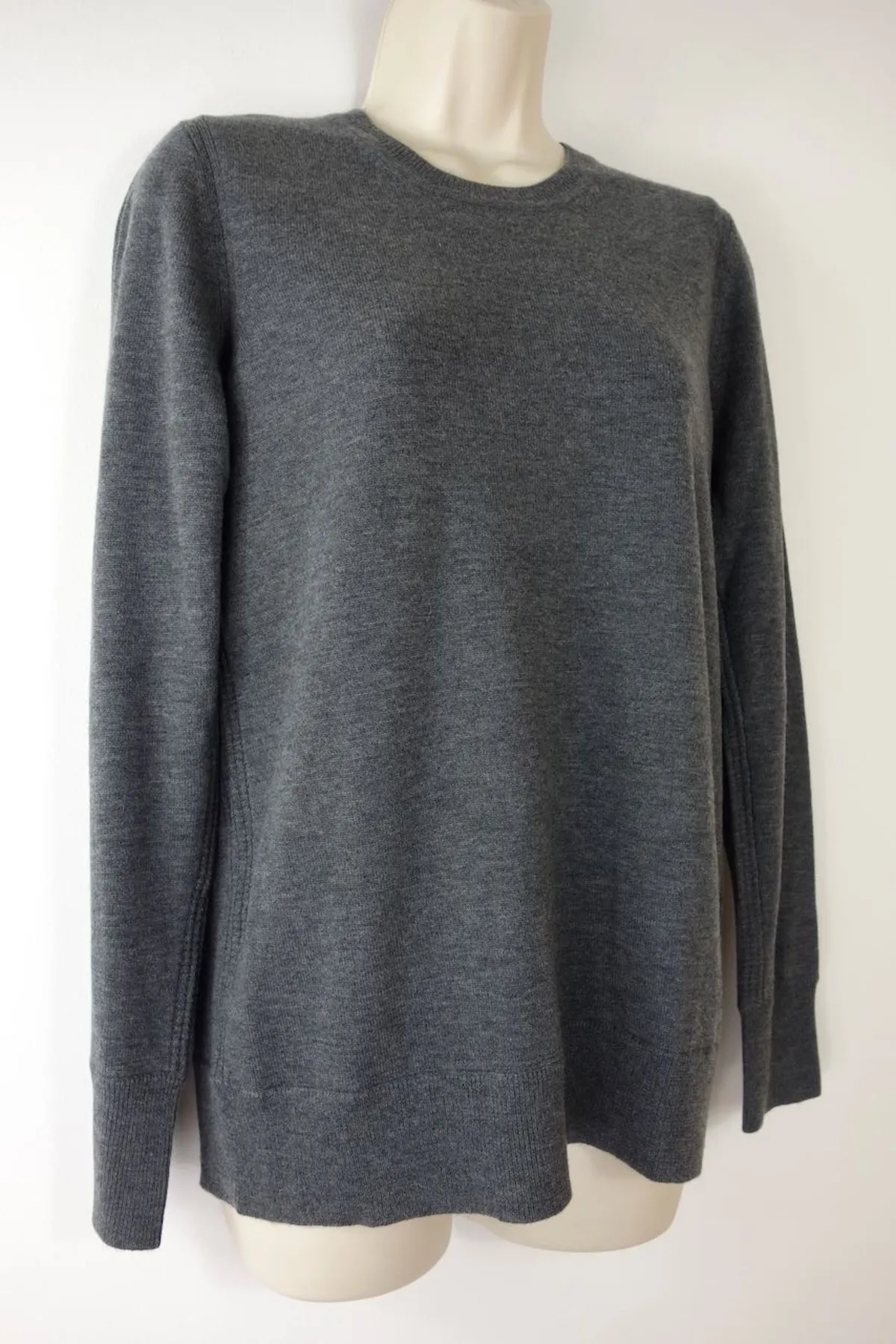 Fitted Knit Sweater - Charcoal