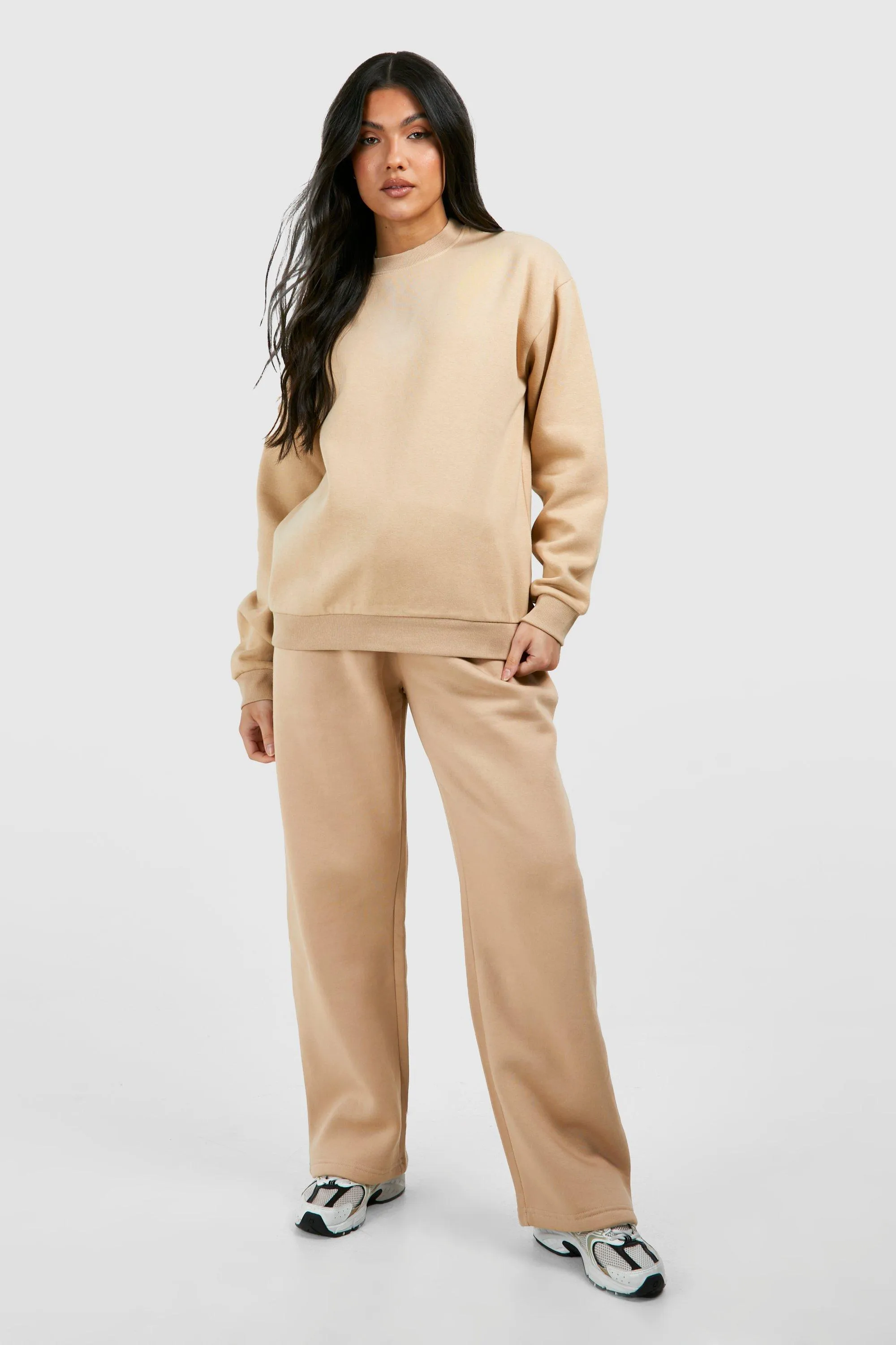 Hoodies & Sweatshirts | Maternity Basic Sweatshirt | boohoo