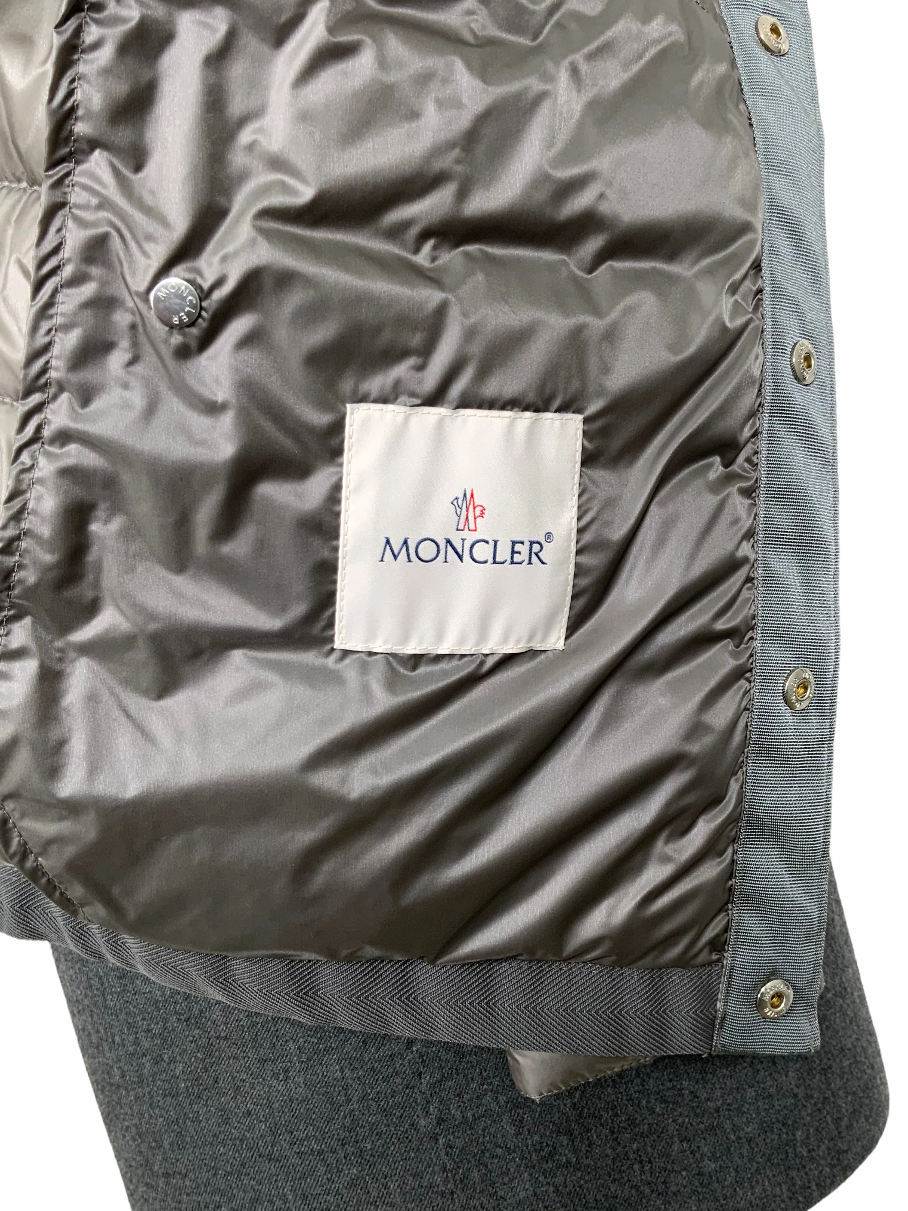 Moncler Quilted Puffer Jacket Size L NWT