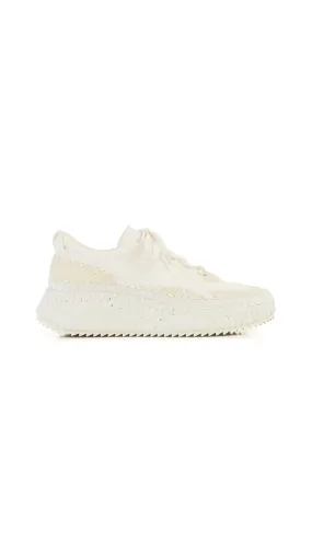 Nama Sneaker - White