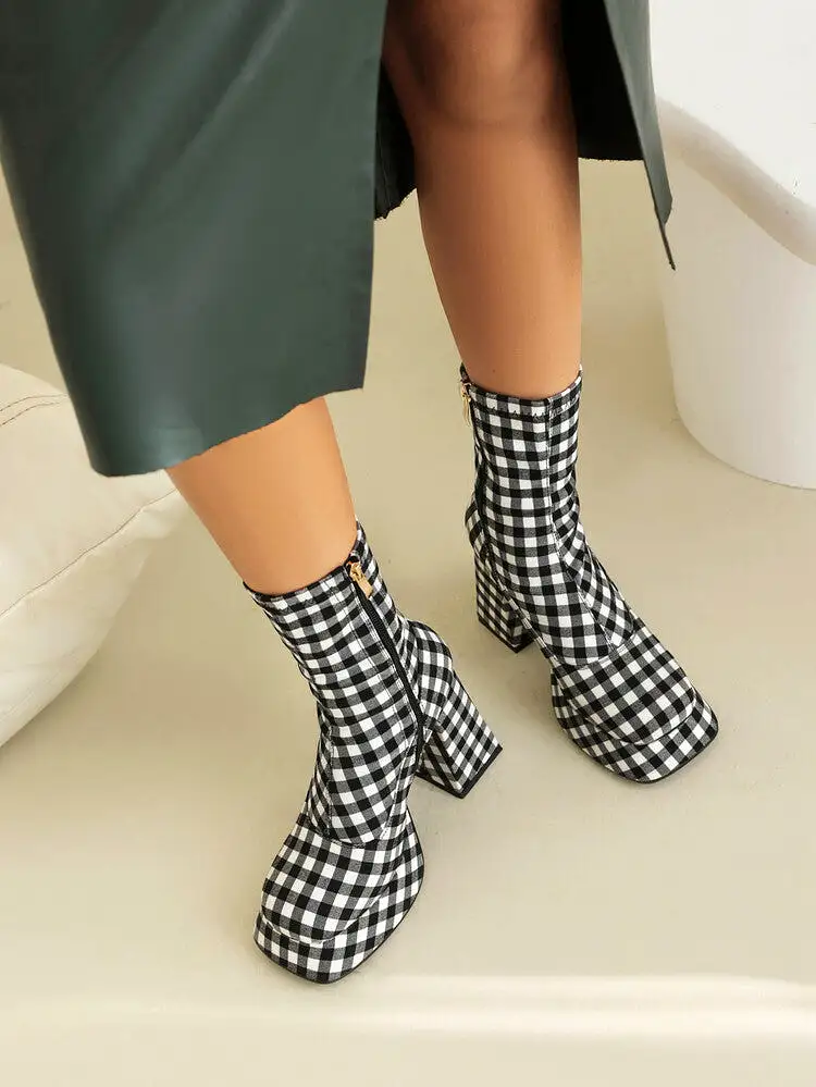 Women's Booties Prints Zippers Chunky Heel Platform Short Boots